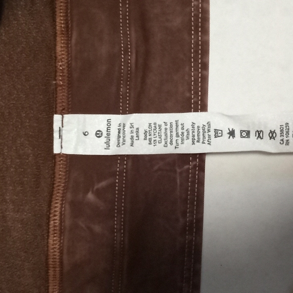 Lululemon Energy Bra Long LineMedium Support, B–D - Picture 4 of 5